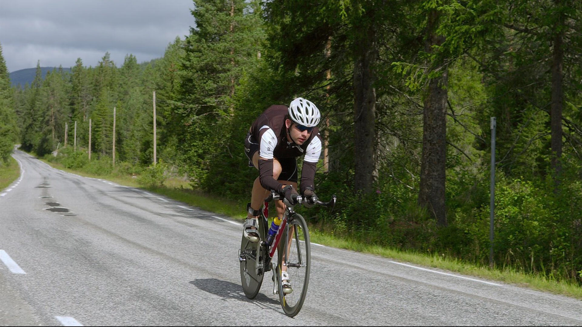 熊猫直播APP-奥恰洛夫一剑封喉，德国队绝杀法国背后的意志与传奇